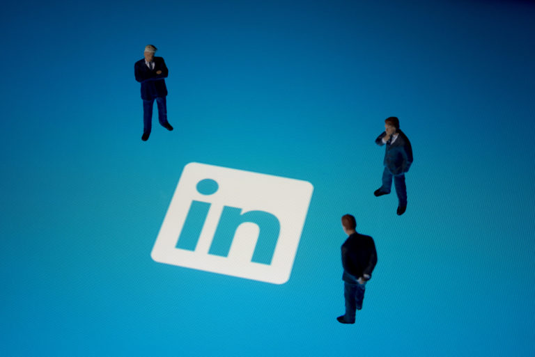 LinkedIn anuncia a remoção de diversas ferramentas de criação